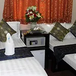Leisure Hostel